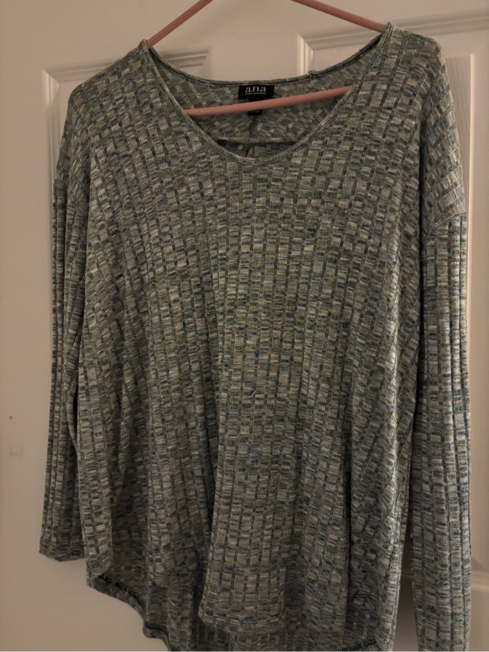 a.n.a Heathered Sage Green Long-Sleeve Scoop Neck Top